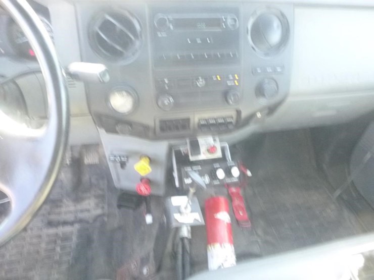 2015-ford-f750-image-17