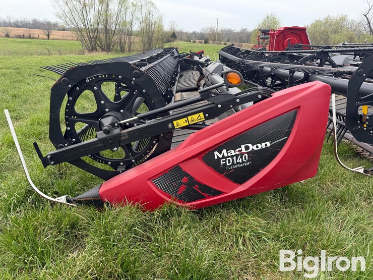 2018-mac-don-fd140-image-7