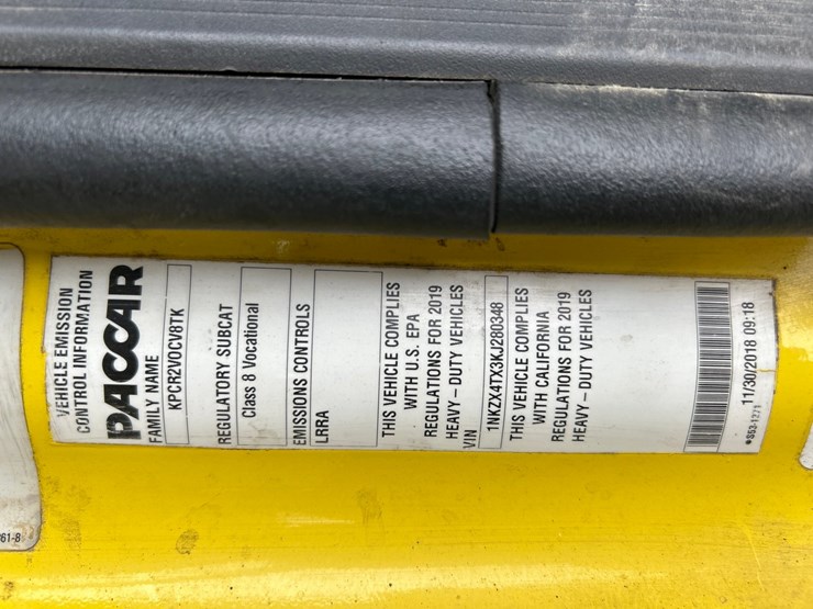 2019-kenworth-t880-image-96