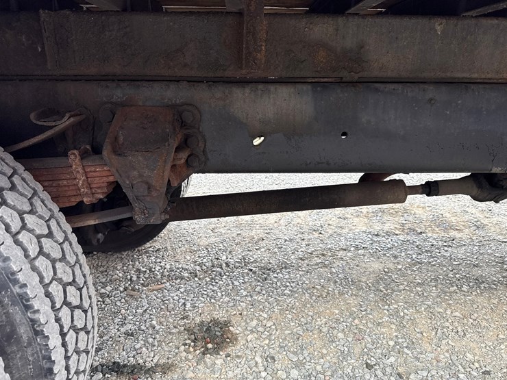 1989-ford-f800-image-39