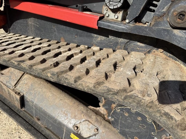 2015-kubota-svl75-2-image-5