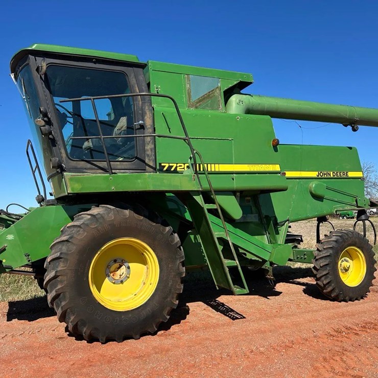 1986 JOHN DEERE 7720