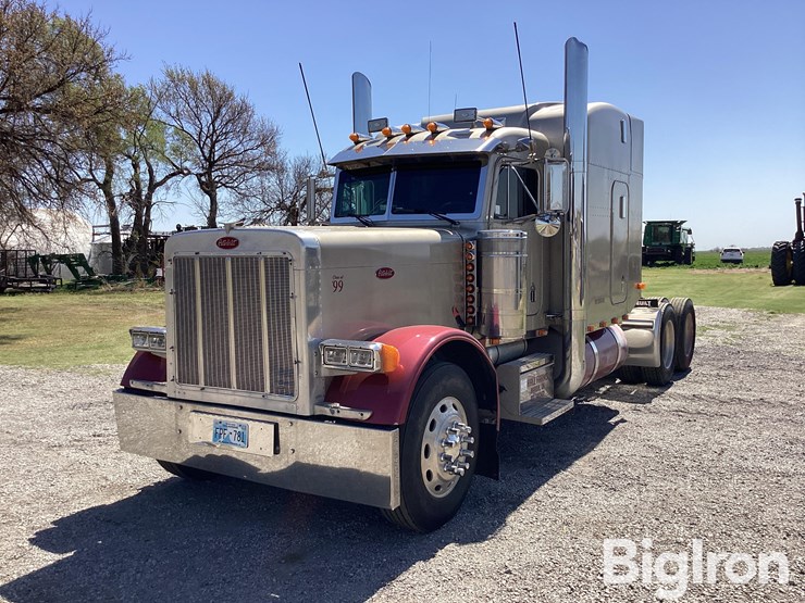 1999-peterbilt-379-image-1