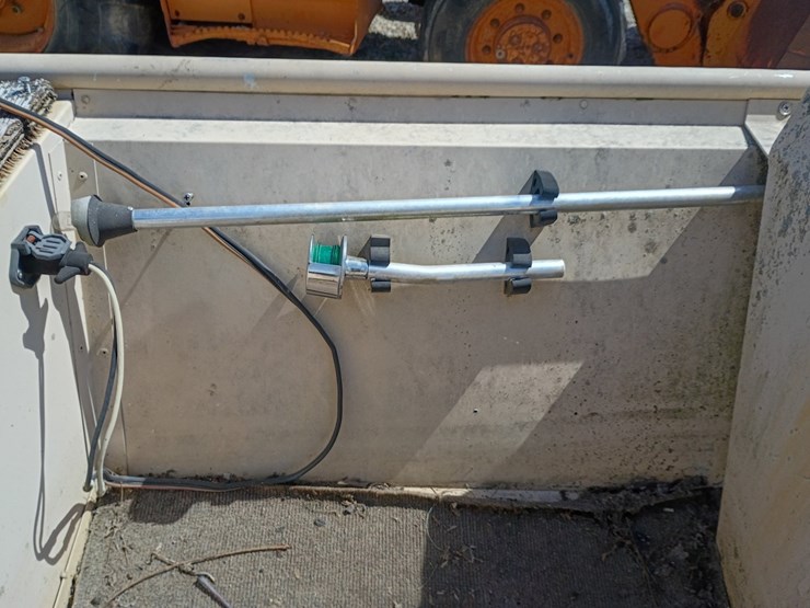 #23725-•-1986-star-bass-boat-and-trailer-image-20