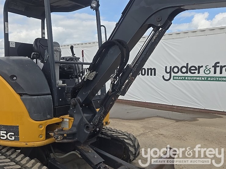 2019-deere-35g-image-33