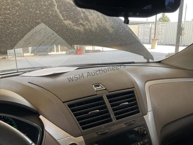 2012-chevrolet-traverse-ls-image-19