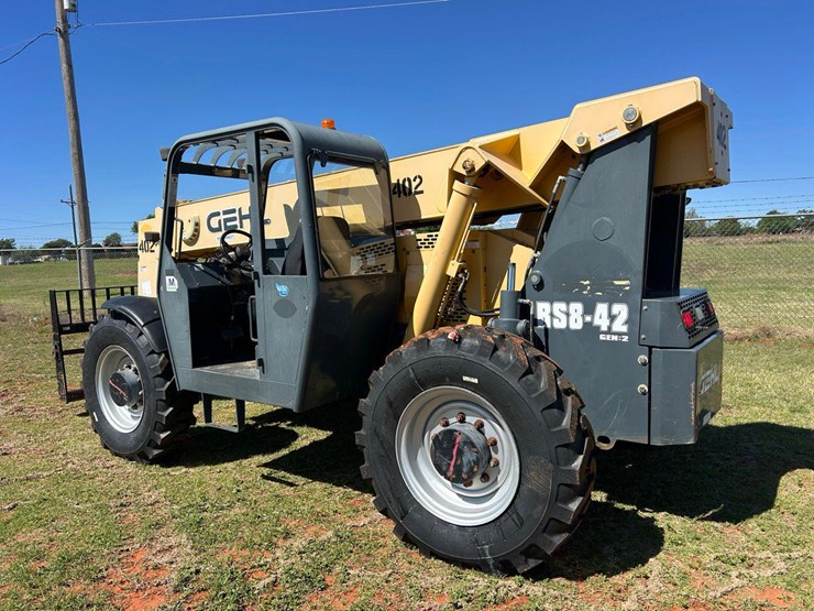 2017-gehl-rs8-42-image-1