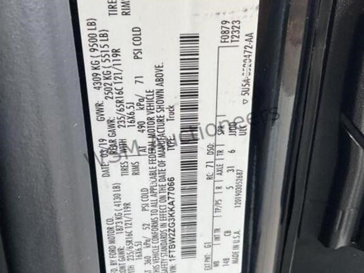 2019-ford-transit-image-17