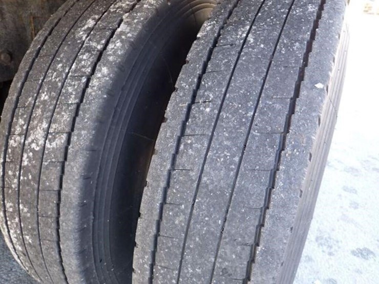 2017-western-star-4700sb-image-112