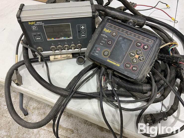 john-deere-2630-image-1