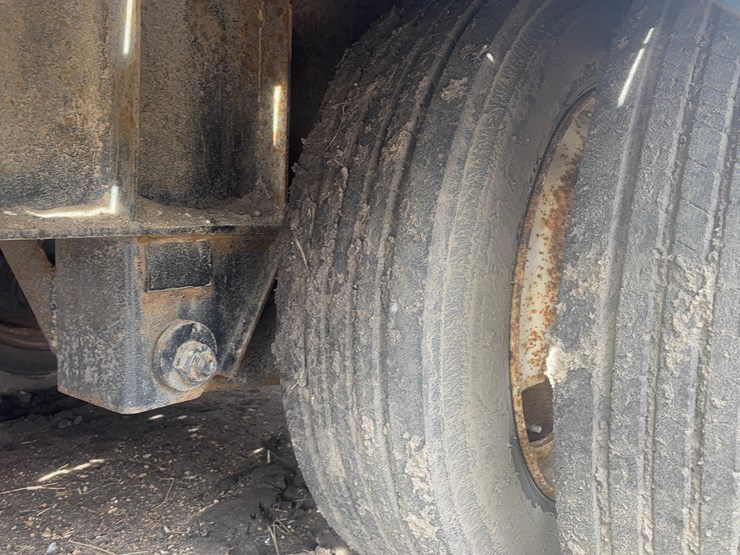 step-deck-trailer-image-14