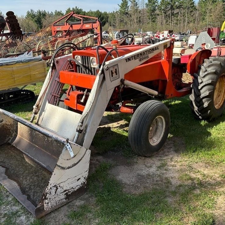 2000 INTERNATIONAL 2000