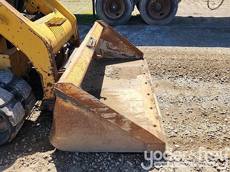 2012-caterpillar-299d-image-8