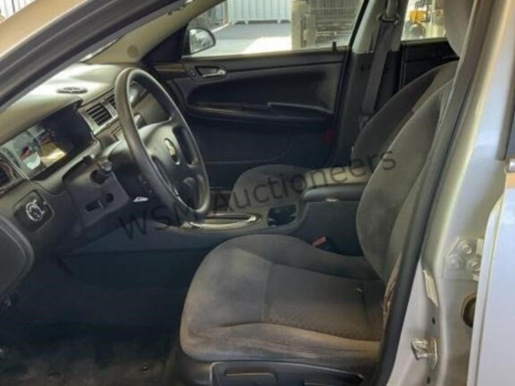 2016-chevrolet-impala-ls-sdn-image-20