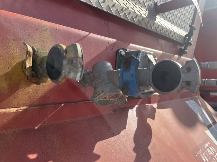 #1704-•-2006-abs-rc5-live-bottom-trailer-image-15