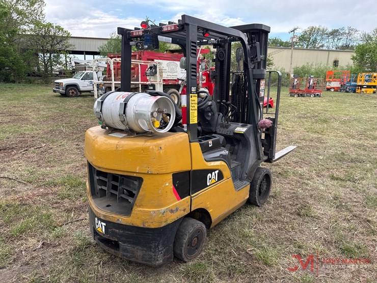 caterpillar-2c6000-image-2