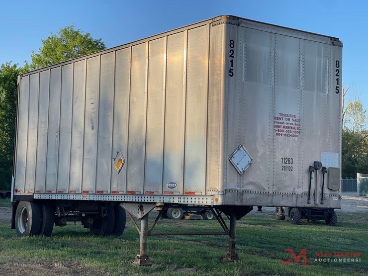 1990-strick-trailer-image-1