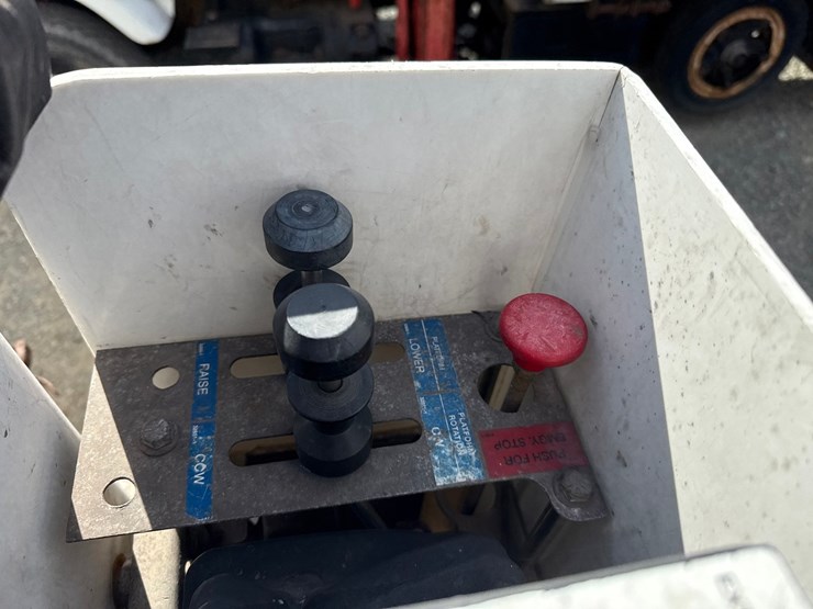 international-4400-sba-image-33