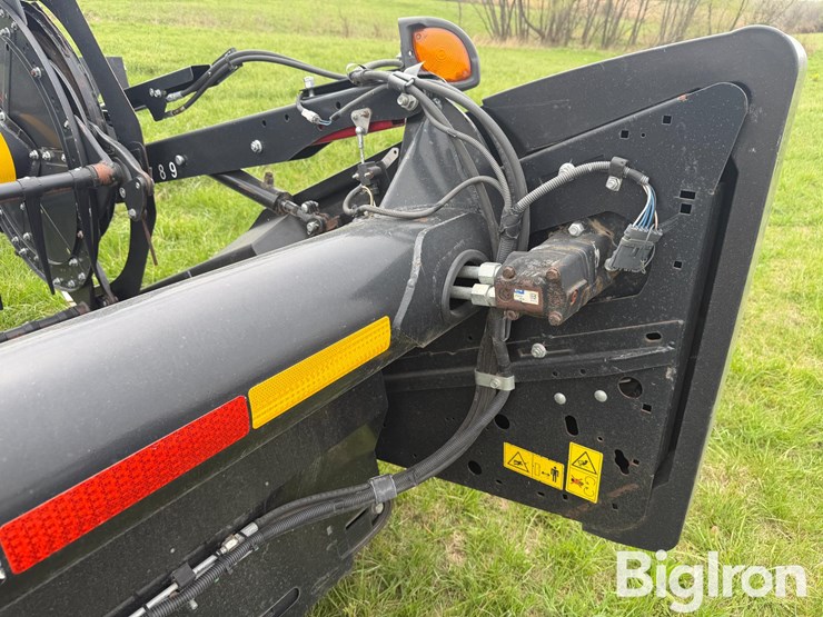 2019-mac-don-fd140-image-14