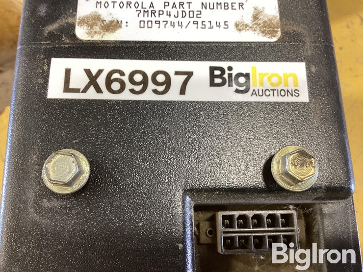 john-deere-7000-image-11