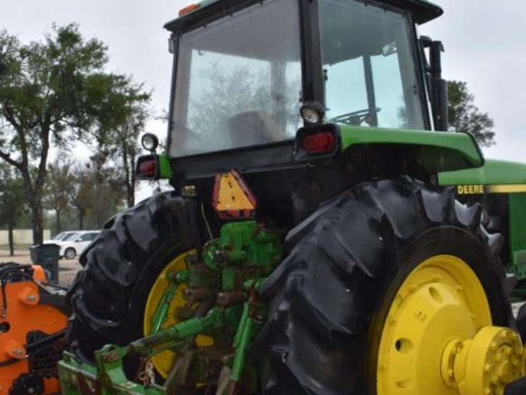 john-deere-4555-image-3
