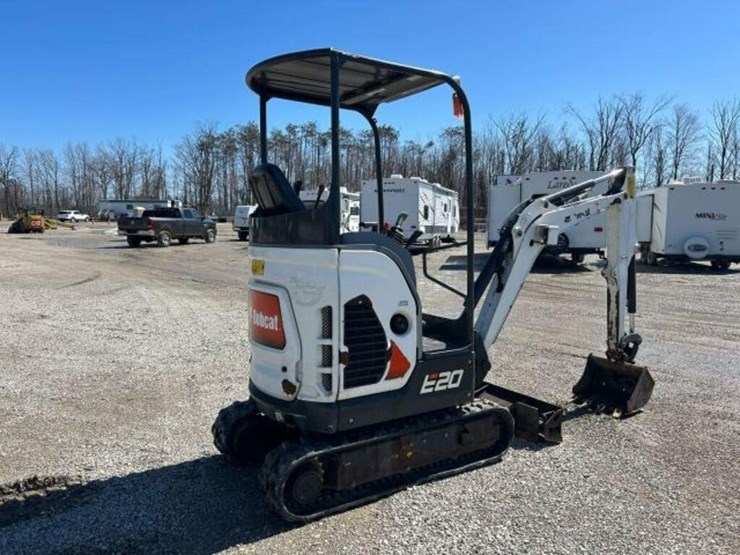 2020-bobcat-e20-image-4