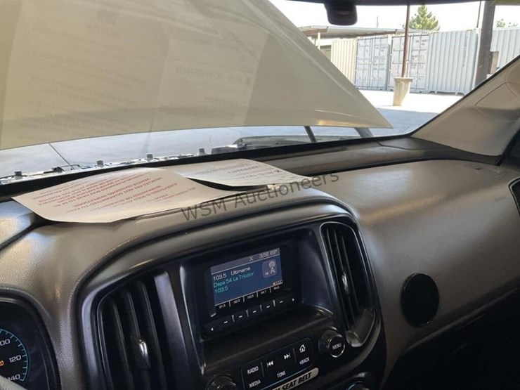 2015-chevrolet-colorado-image-19