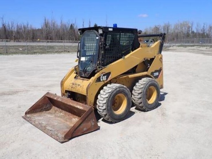 2009-caterpillar-232b-image-1