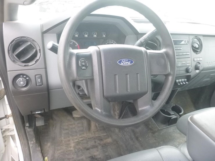 2016-ford-f450-image-17
