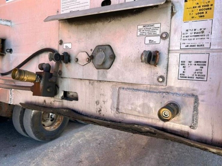 2008-titan-53-ft-image-12