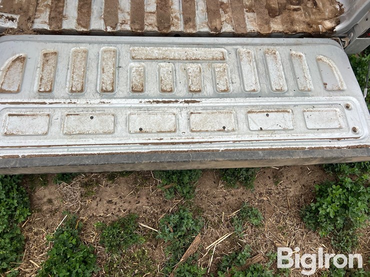 chevrolet-2500-image-9