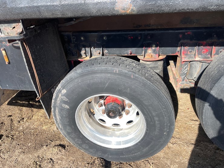 1998-peterbilt-378-image-33