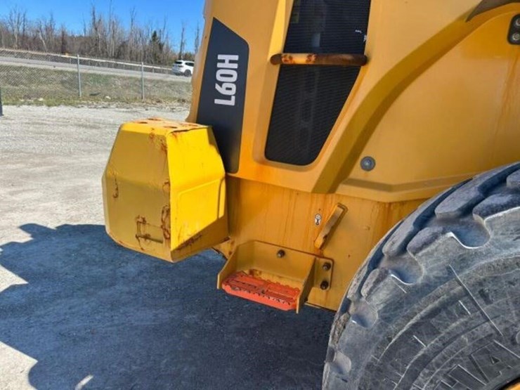 2019-volvo-l60h-image-72