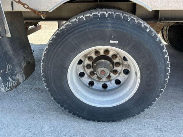 2008-titan-53-ft-image-34