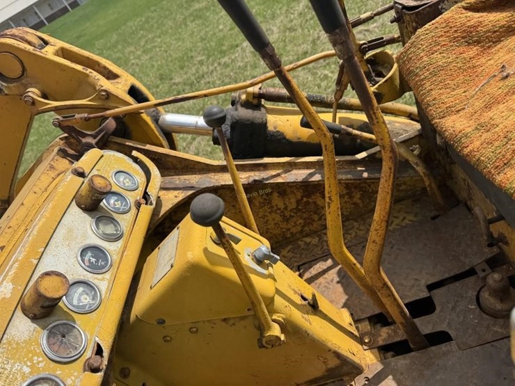 caterpillar-955-image-12