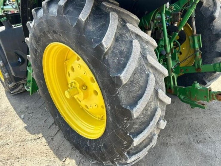 2020-john-deere-6130m-image-67