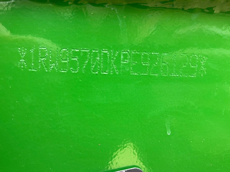 2023-john-deere-9rt-570-image-24