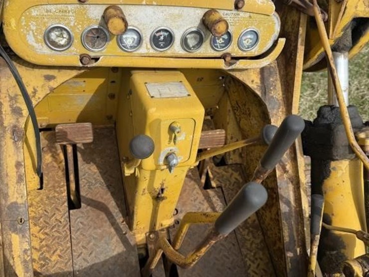 caterpillar-955-image-15