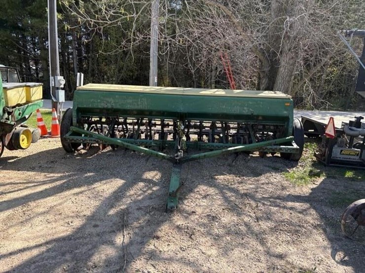 john-deere-8000-image-1