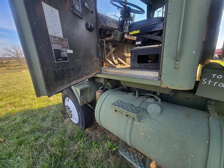 #23785-•-1979-am-general-dumptruck-(nonrunner)-image-32