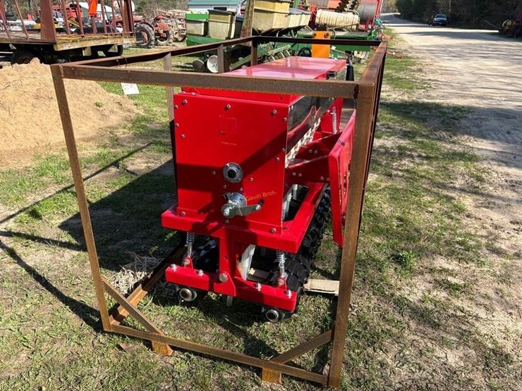 new-6'-skidsteer-mount-seeder-image-2