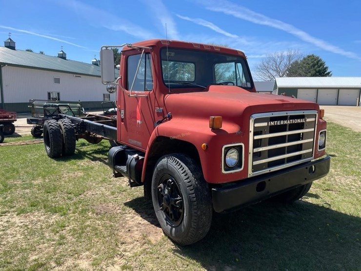 1986-international-s1700-image-3