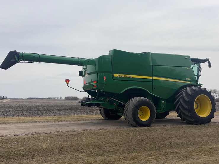 2023-john-deere-s780-image-5