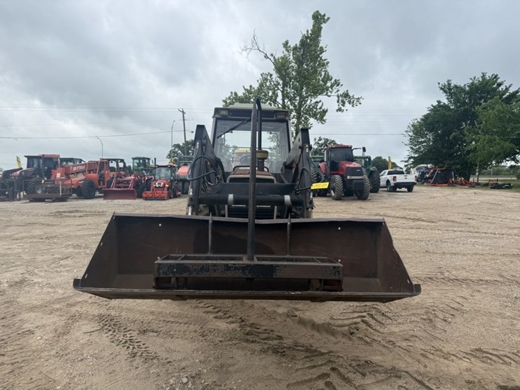 massey-ferguson-383-image-2