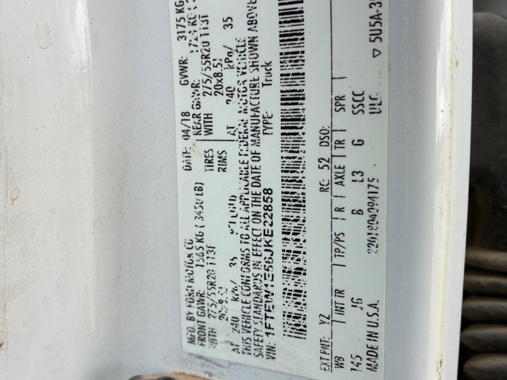 2018-ford-f150-image-17