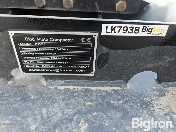 2025-massey-ferguson-730-image-19