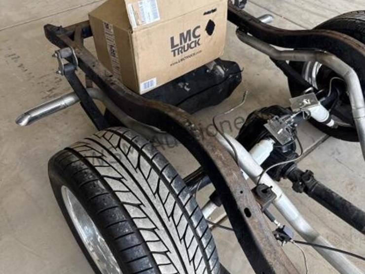 1955-chevy-nomad-chasis-w/-v8-engine,-trans,-curri-image-5