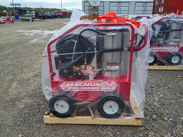 #24440-•-2026-magnum-4000-series-gold-hot-pressure-washer-image-5