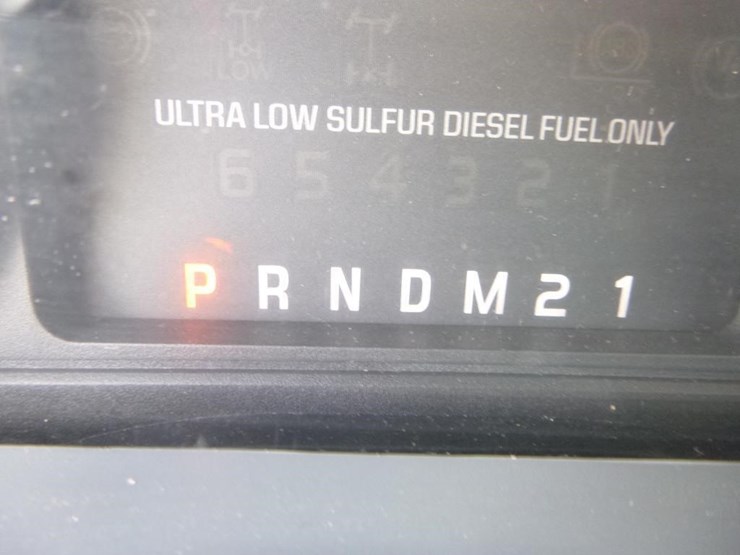 2016-ford-f650-xlt-image-16