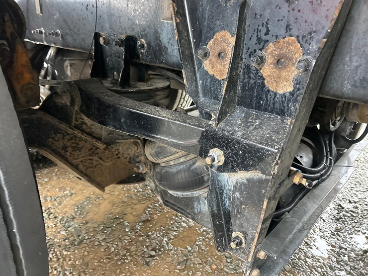 2019-kenworth-t880-image-35